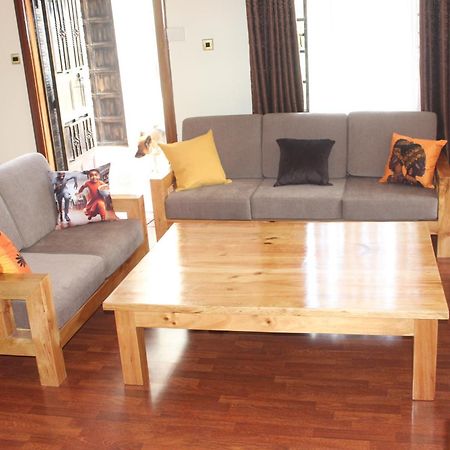 Eshborns House - Near Jomo Kenyatta International Airport And Sgr With Shuttle Services Syokimau Экстерьер фото